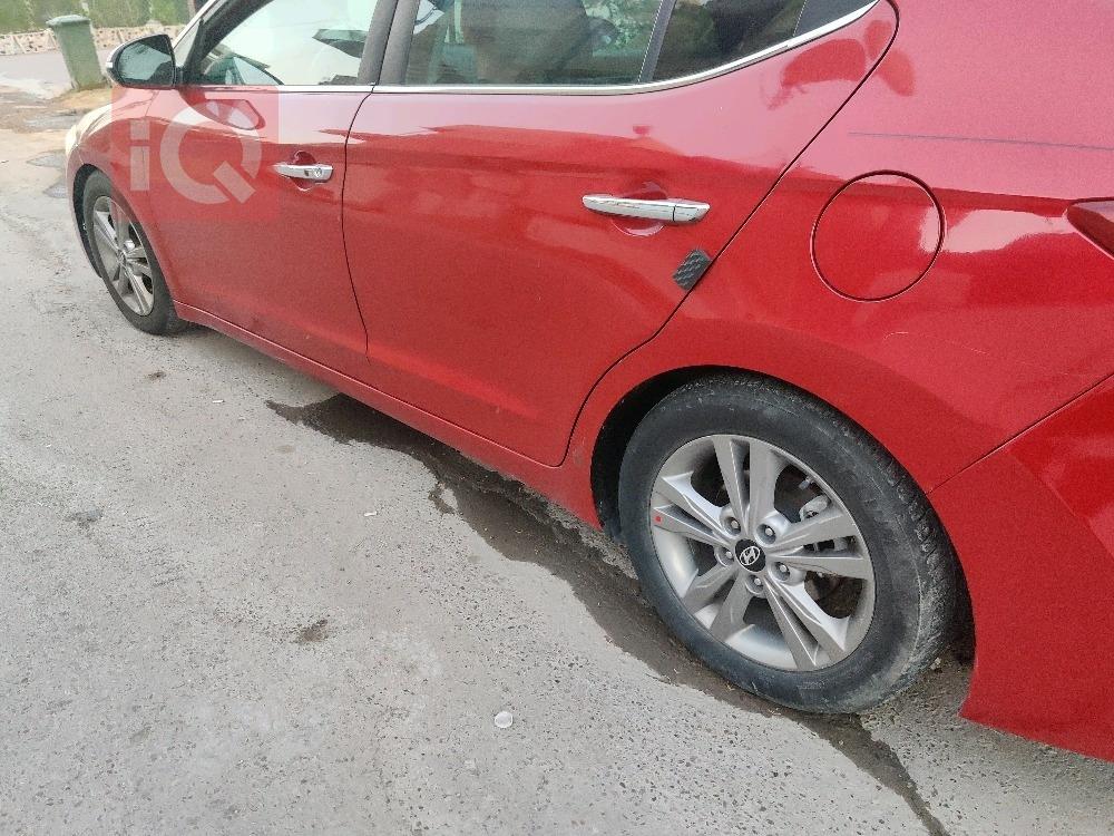 هیوندای ئەلەنترا